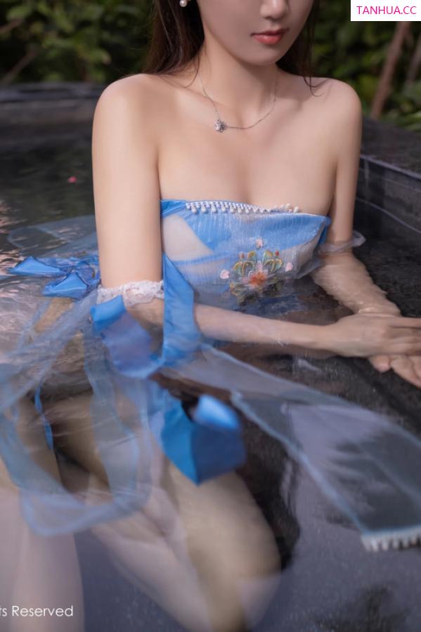 唐安琪  [XiuRen]高清写真图 2024.05.06 No.8492 唐安琪 美腿性感第61张图片
